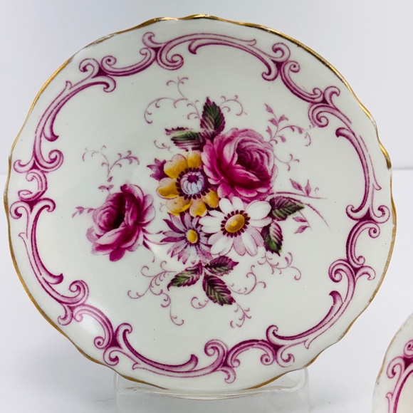 Paragon Double Warrant Tea Cup & Saucer Floral Multi Color England Gold Trim Vtg - Picture 3 of 15